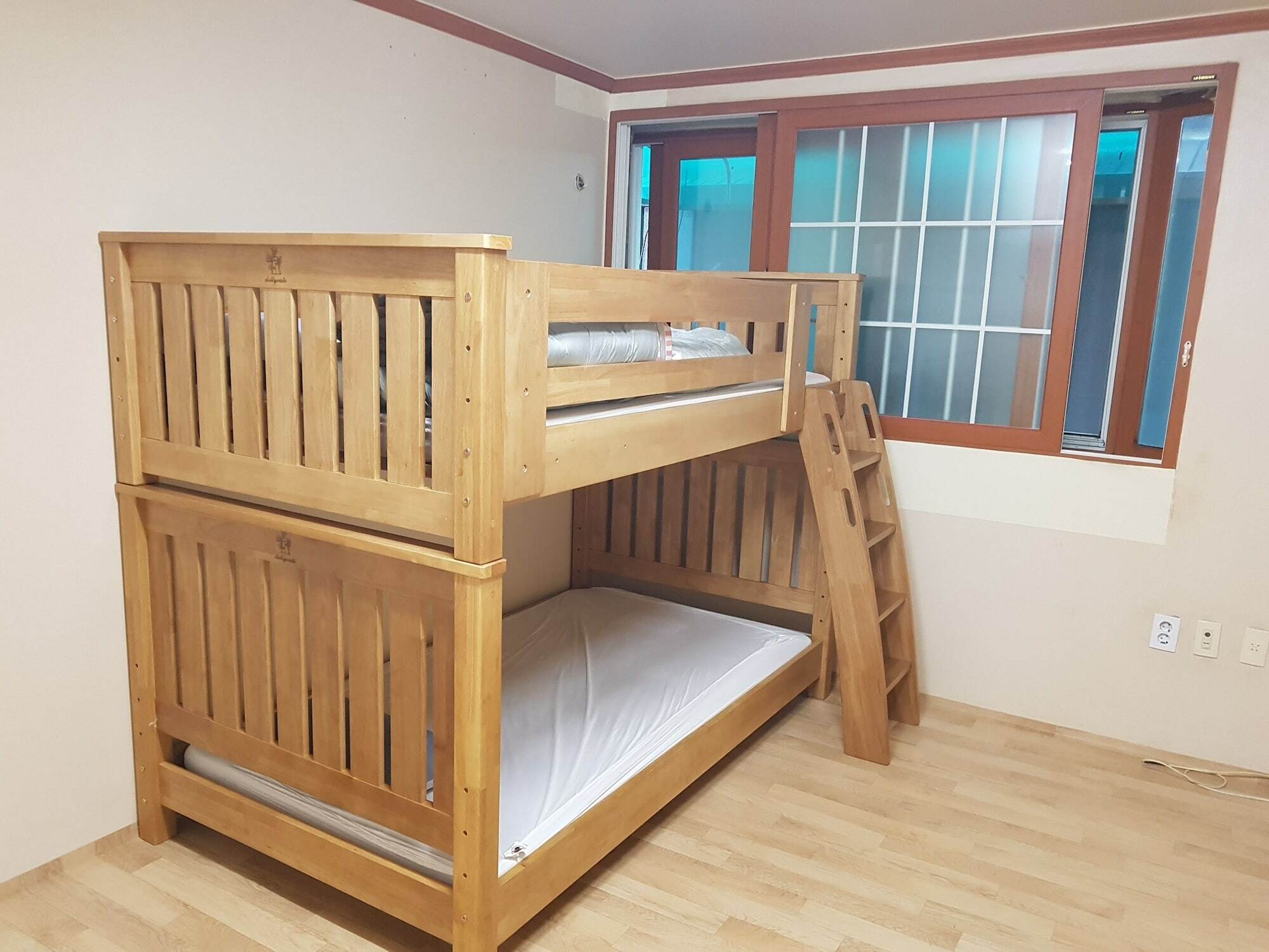 מלון אינצ'ון Kona House מראה חיצוני תמונה